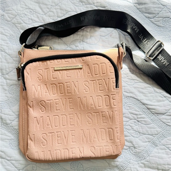 Steve Madden Blush Pink Embossed Crossbody - Picture 7 of 14